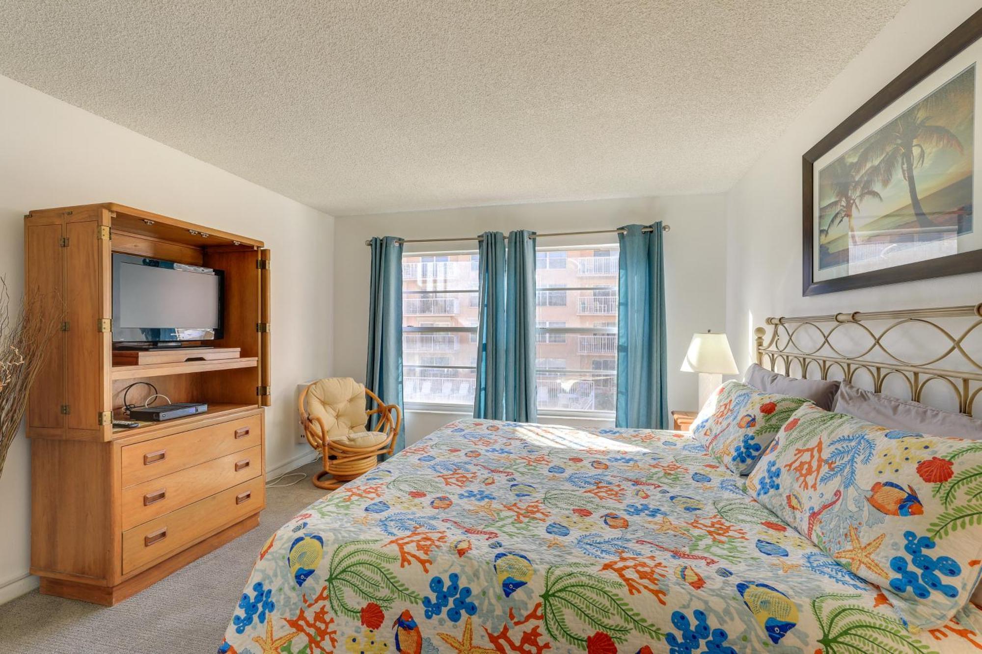 Central Cocoa Beach Condo With View, Steps To Beach! Ngoại thất bức ảnh