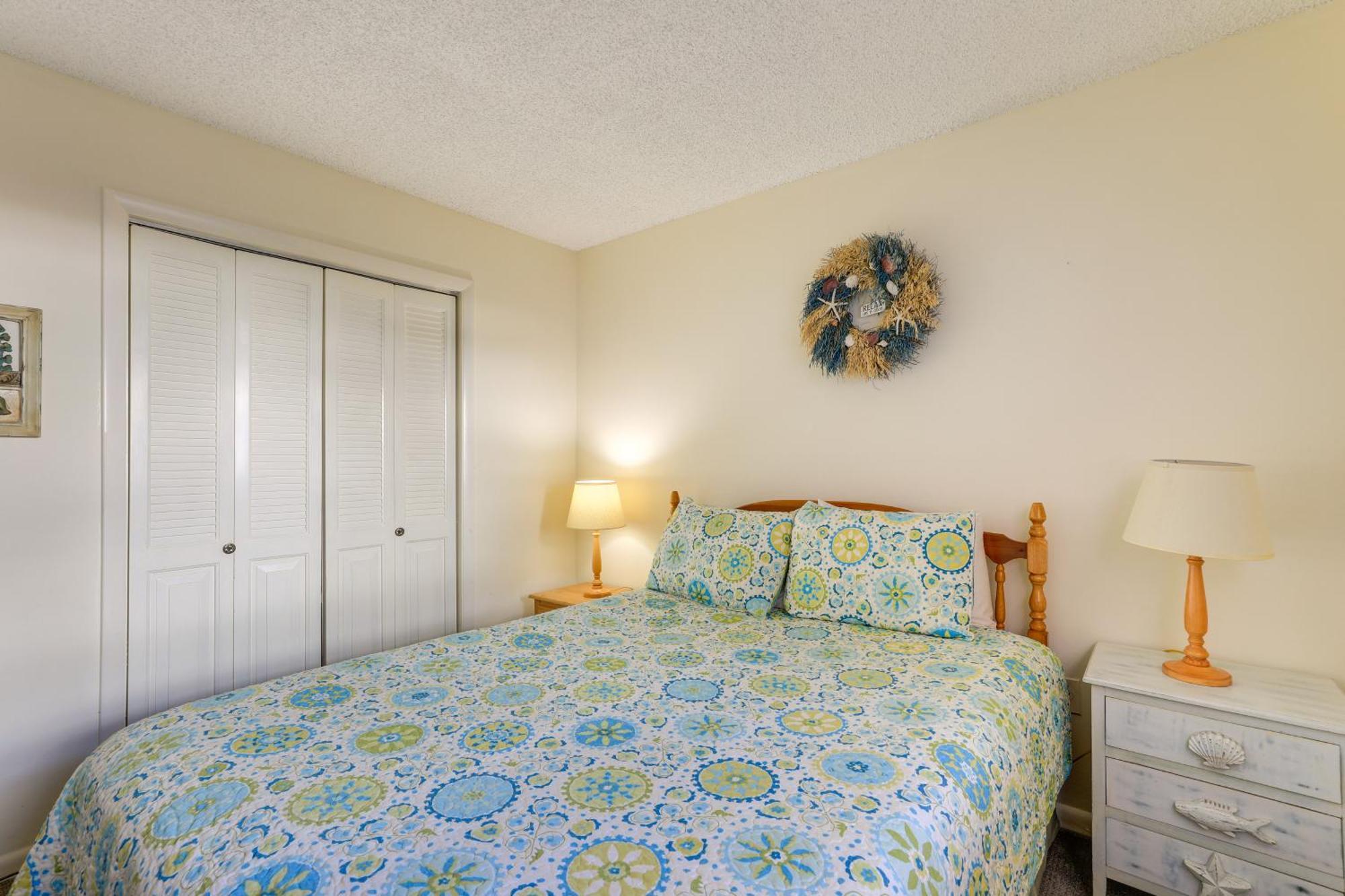 Central Cocoa Beach Condo With View, Steps To Beach! Ngoại thất bức ảnh