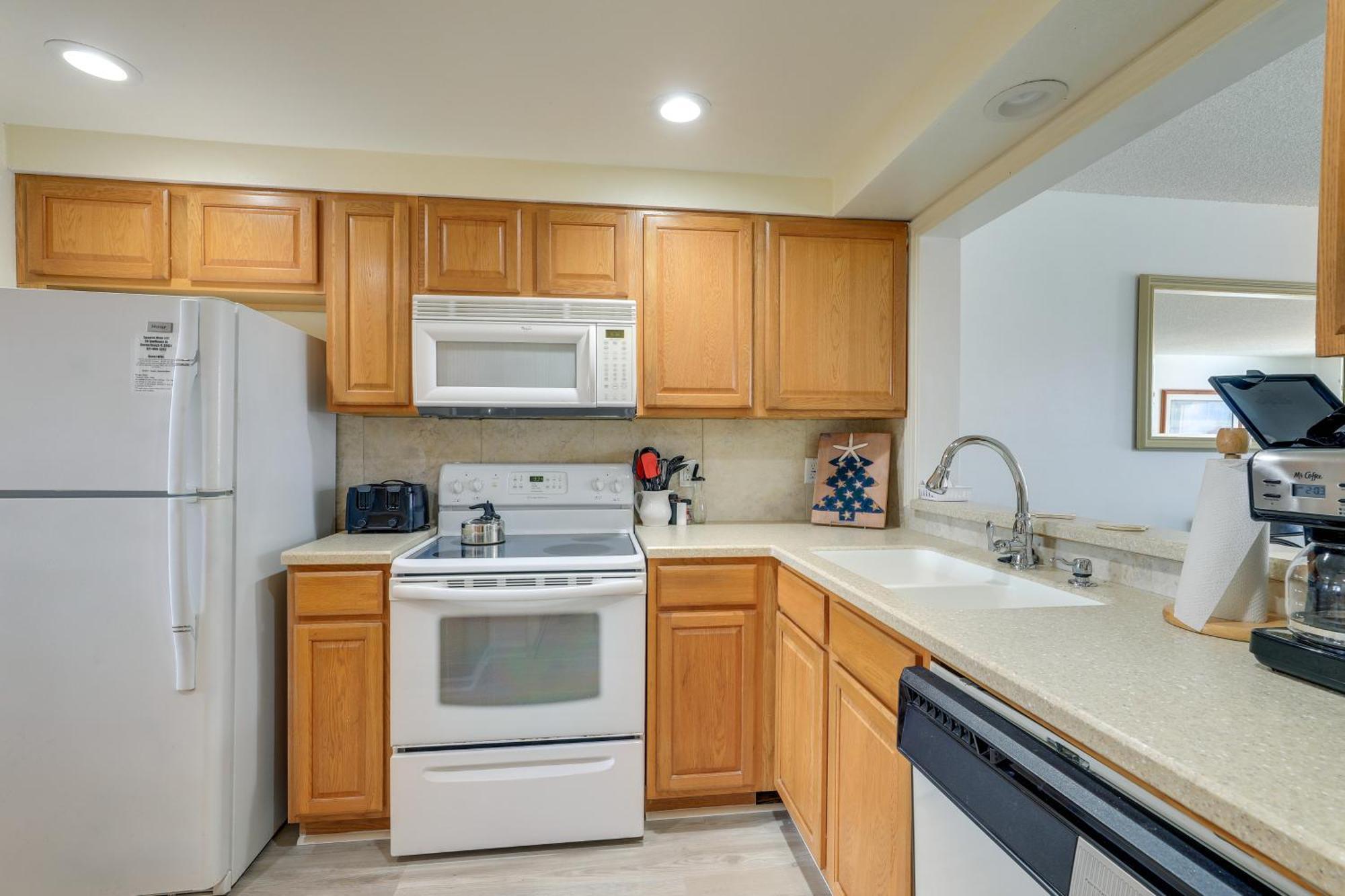Central Cocoa Beach Condo With View, Steps To Beach! Ngoại thất bức ảnh